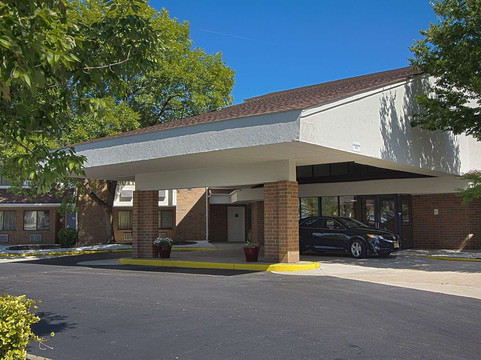 东布朗士维克6汽车酒店主图