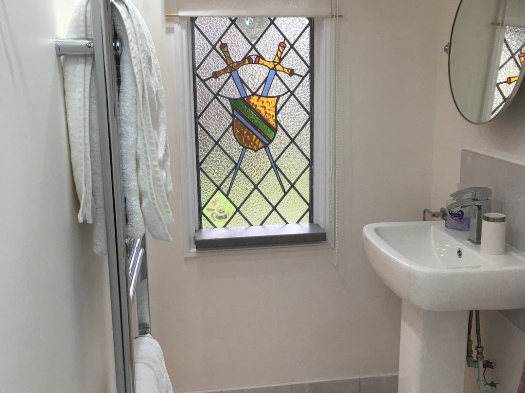 Kingfisher Retreat主图