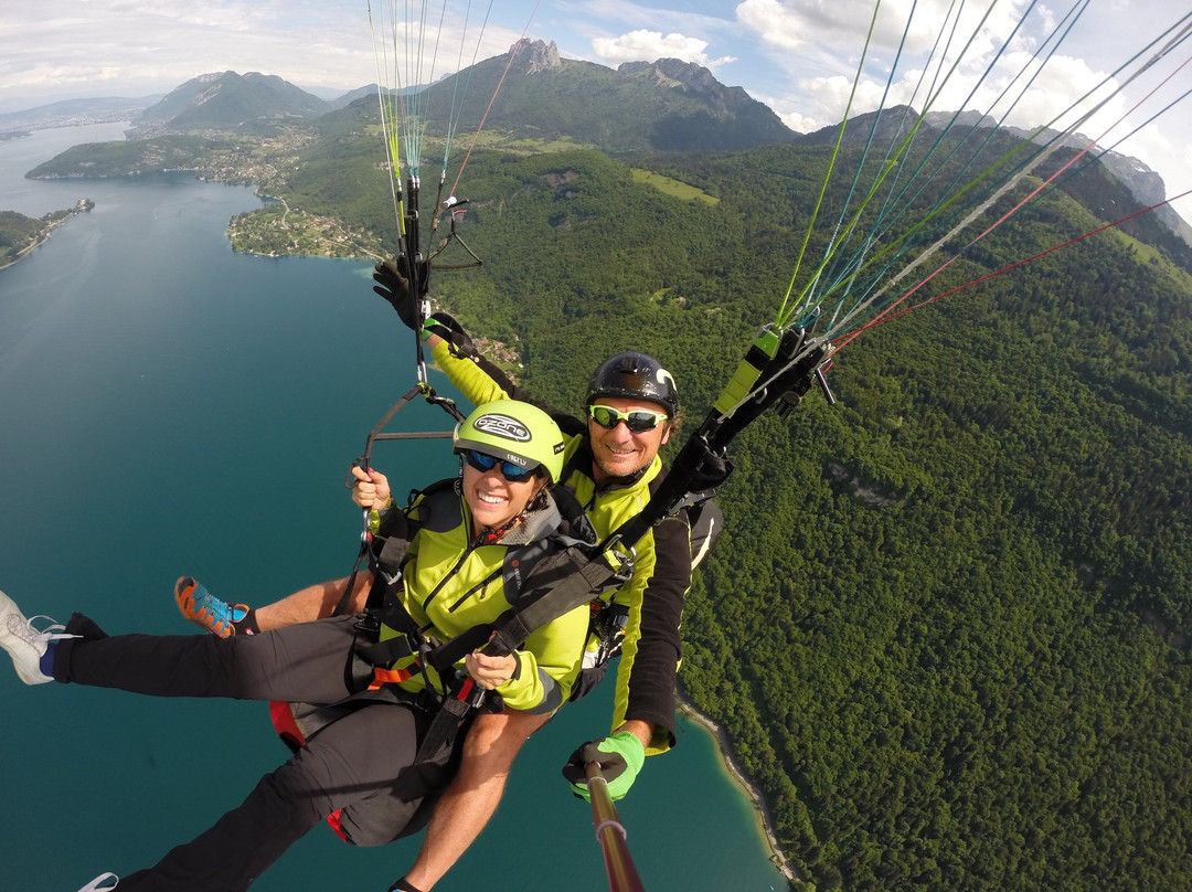 Upndown-阿维利亚纳必去景点