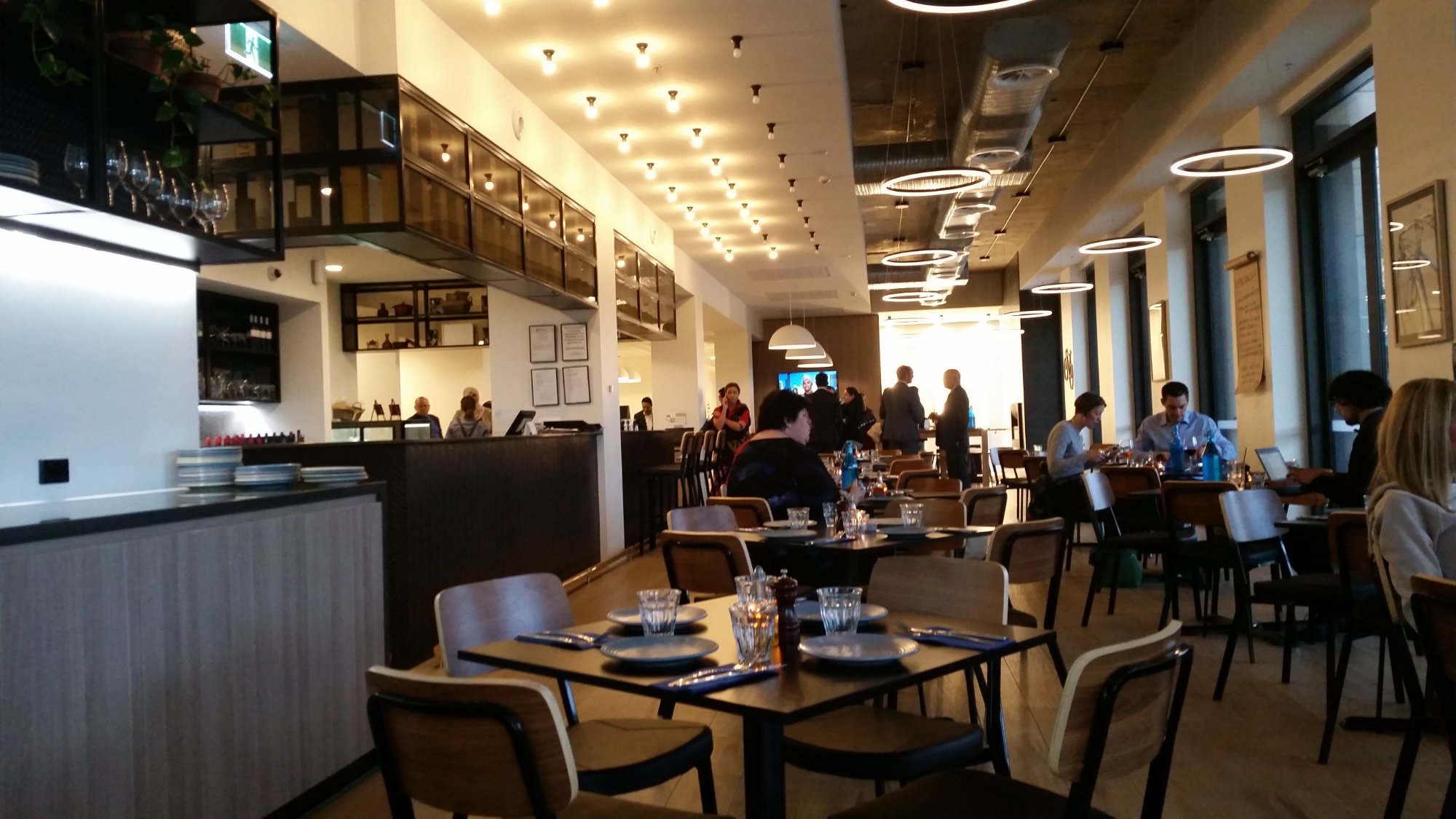 Mantra Macarthur Hotel Canberra-餐饮