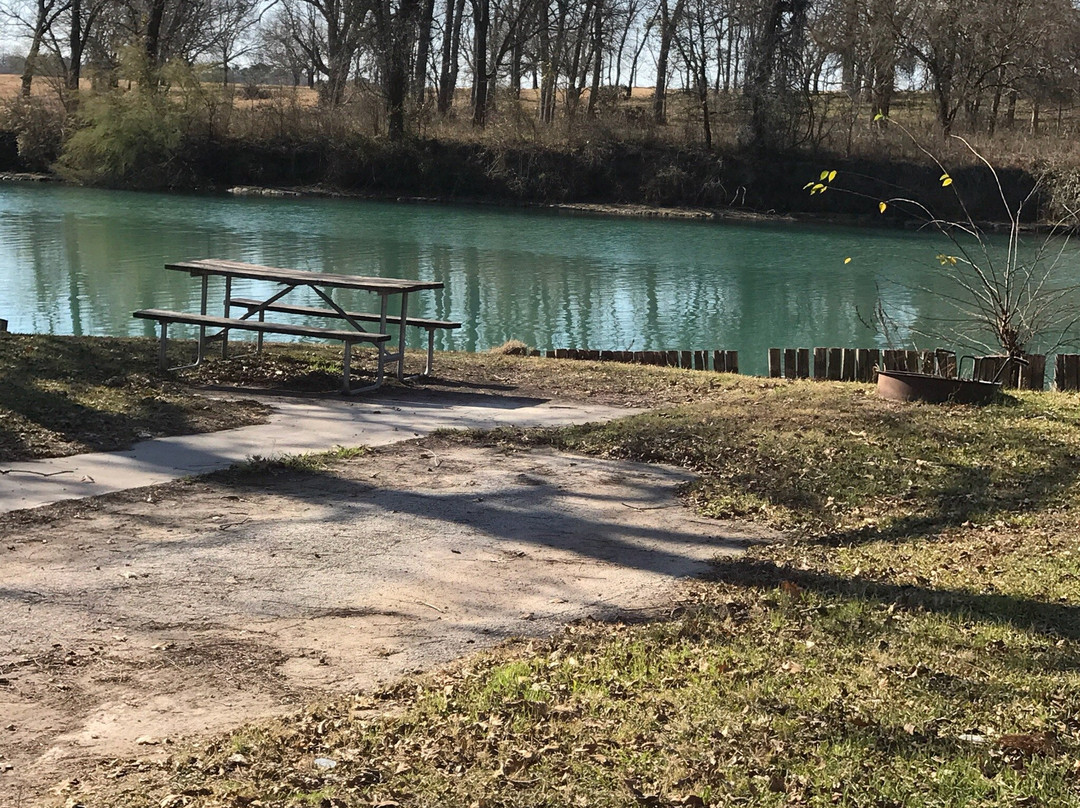River Shade RV Park