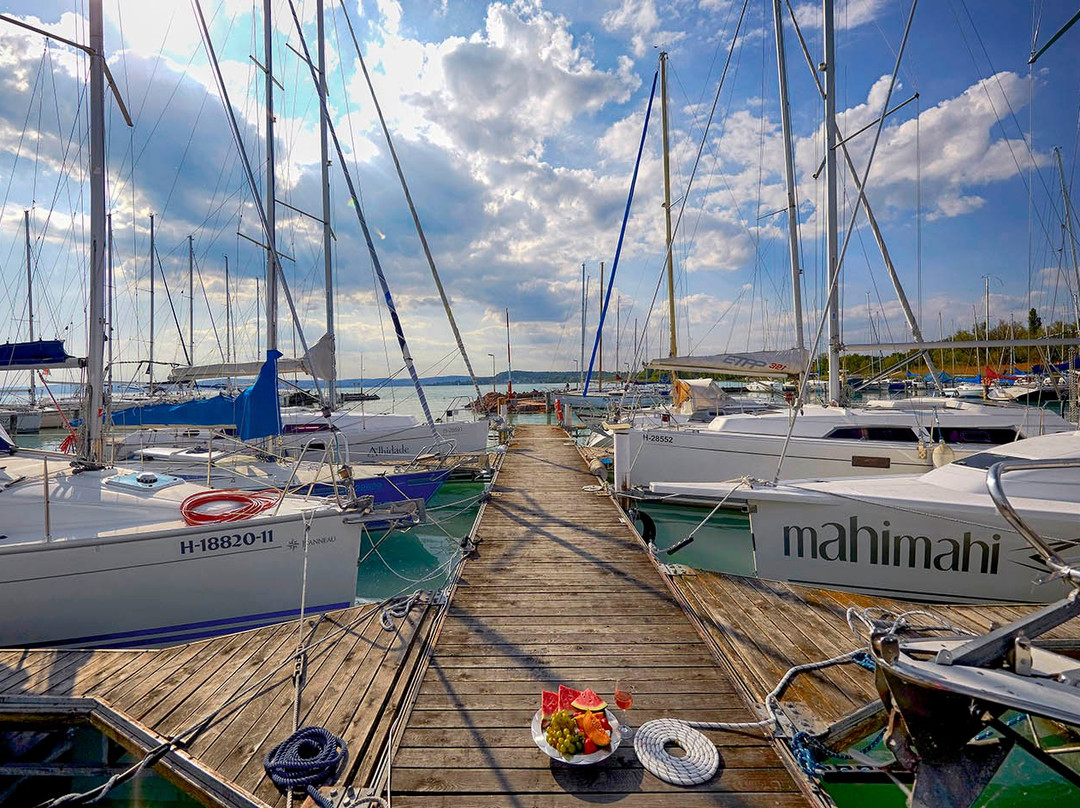 Balatonfoi Yacht Club主图