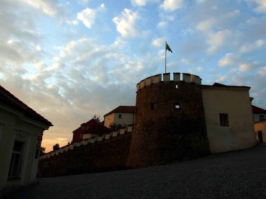 Putimska Gate (Putimska Brana)-Pisek必去景点