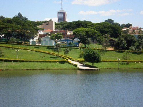 Lago Aratimbo景点图片