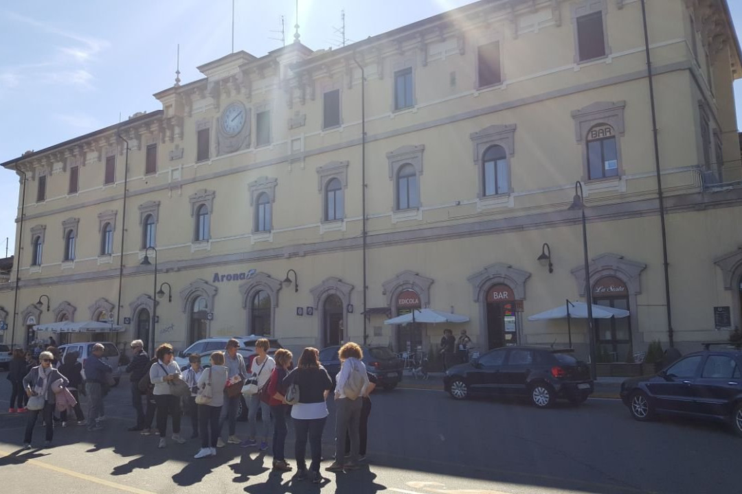 Stazione Ferroviaria di Arona-阿罗纳必去景点