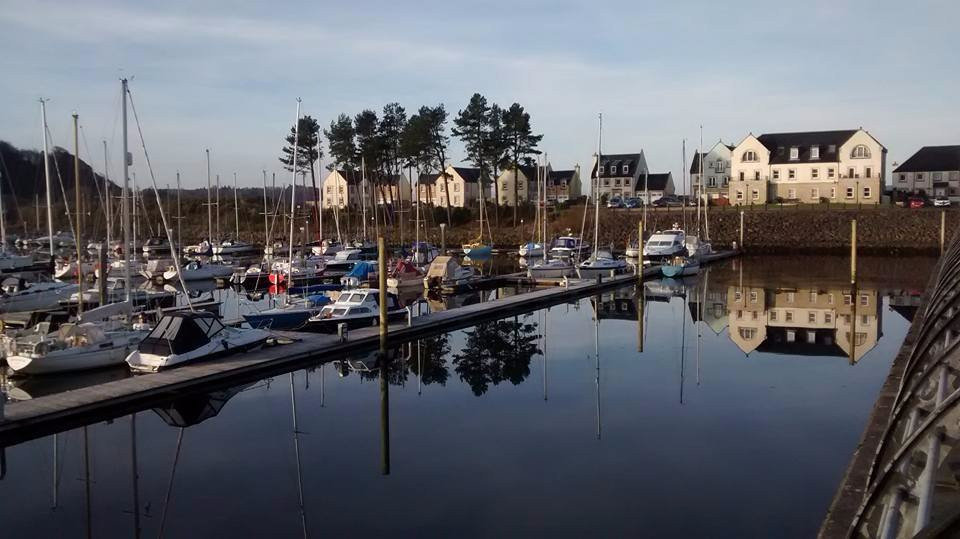 Inverkip餐馆和美食-Cafe Riva At Kip Marina, Inverkip