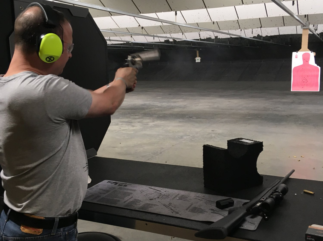 TNT Guns & Range-穆雷必去景点