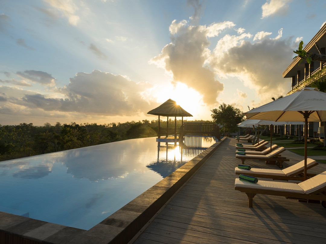 珀尼达岛酒店住宿-Semabu Hills Hotel