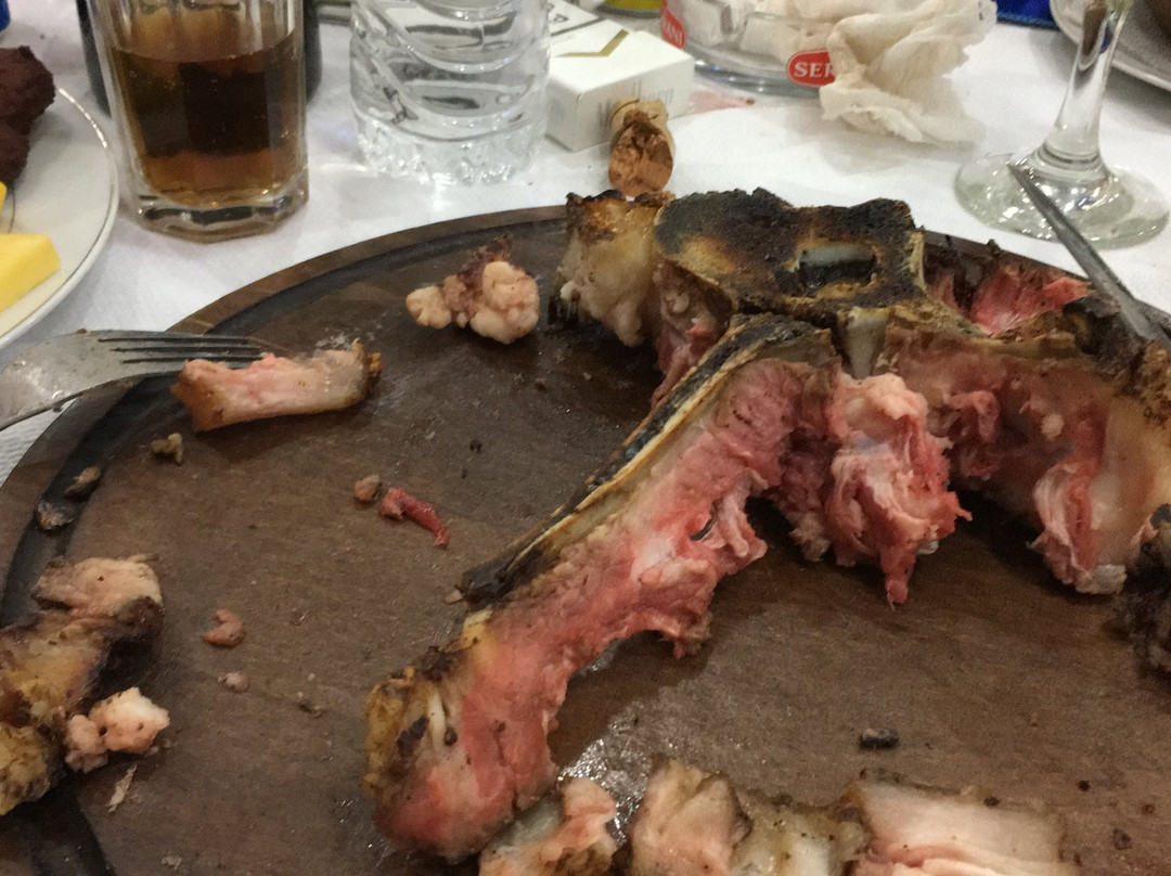 Velipoje餐馆和美食-Ristoranti qafeshtiqen