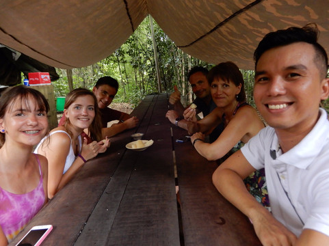 Tour With Xuan-胡志明市必去景点