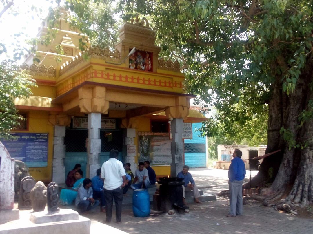 Hole Anjaneya Swamy Temple景点图片