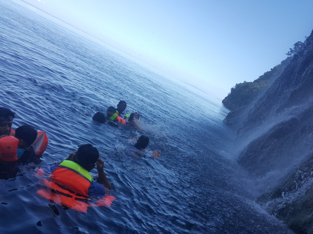 Catandayagan Falls-迪高岛必去景点