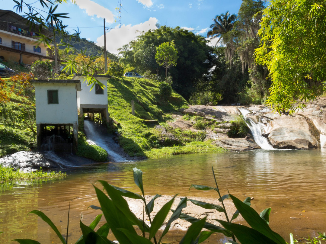 Cachoeira Poço Belo景点图片