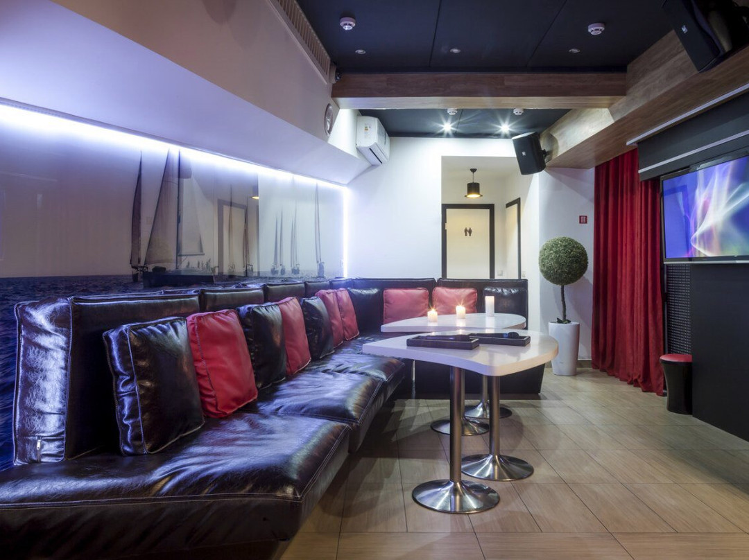 Karaoke INCOGNITO-伊尔库茨克必去景点