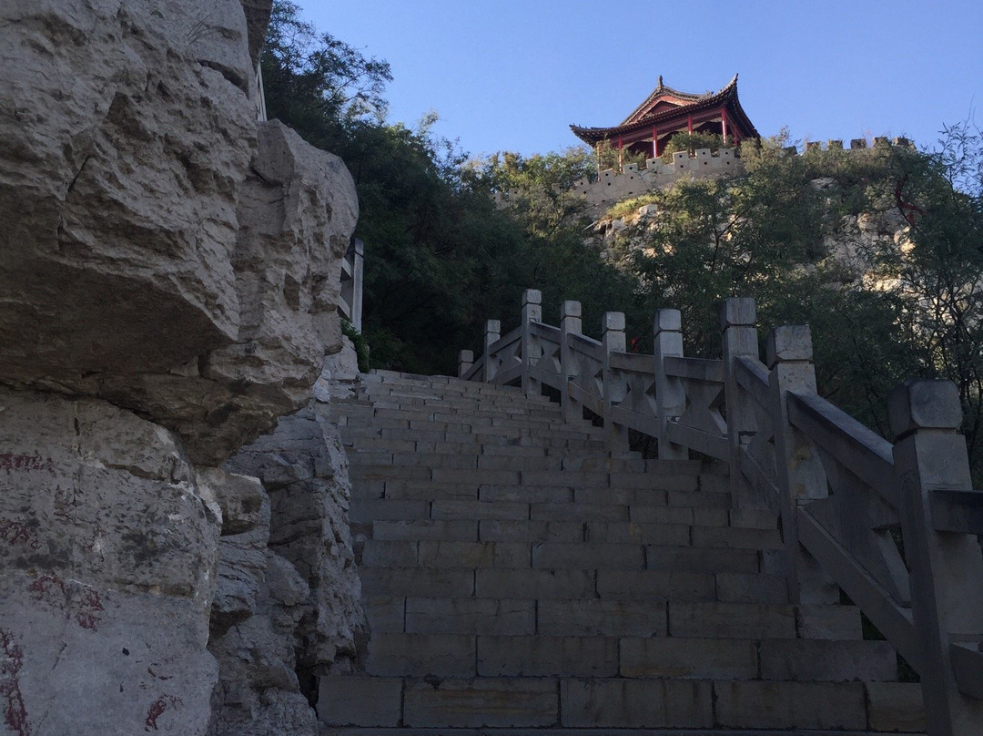 抱犊寨山景点图片