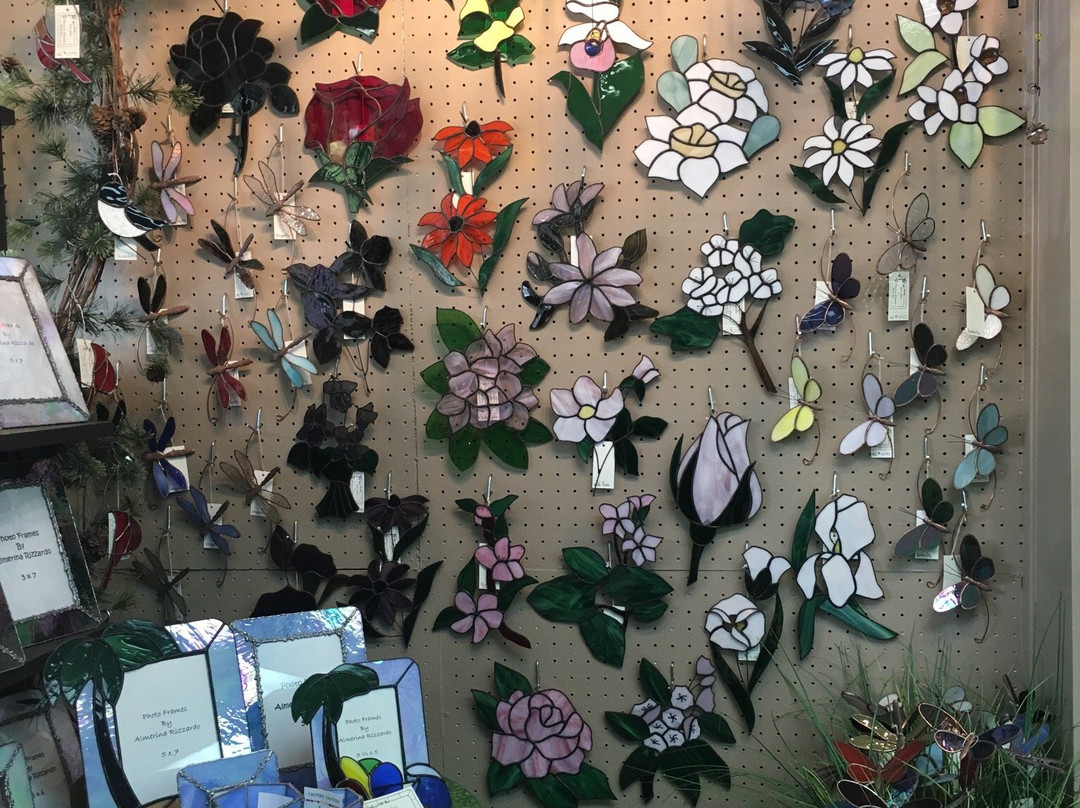 Creative Company-梅里特必去景点