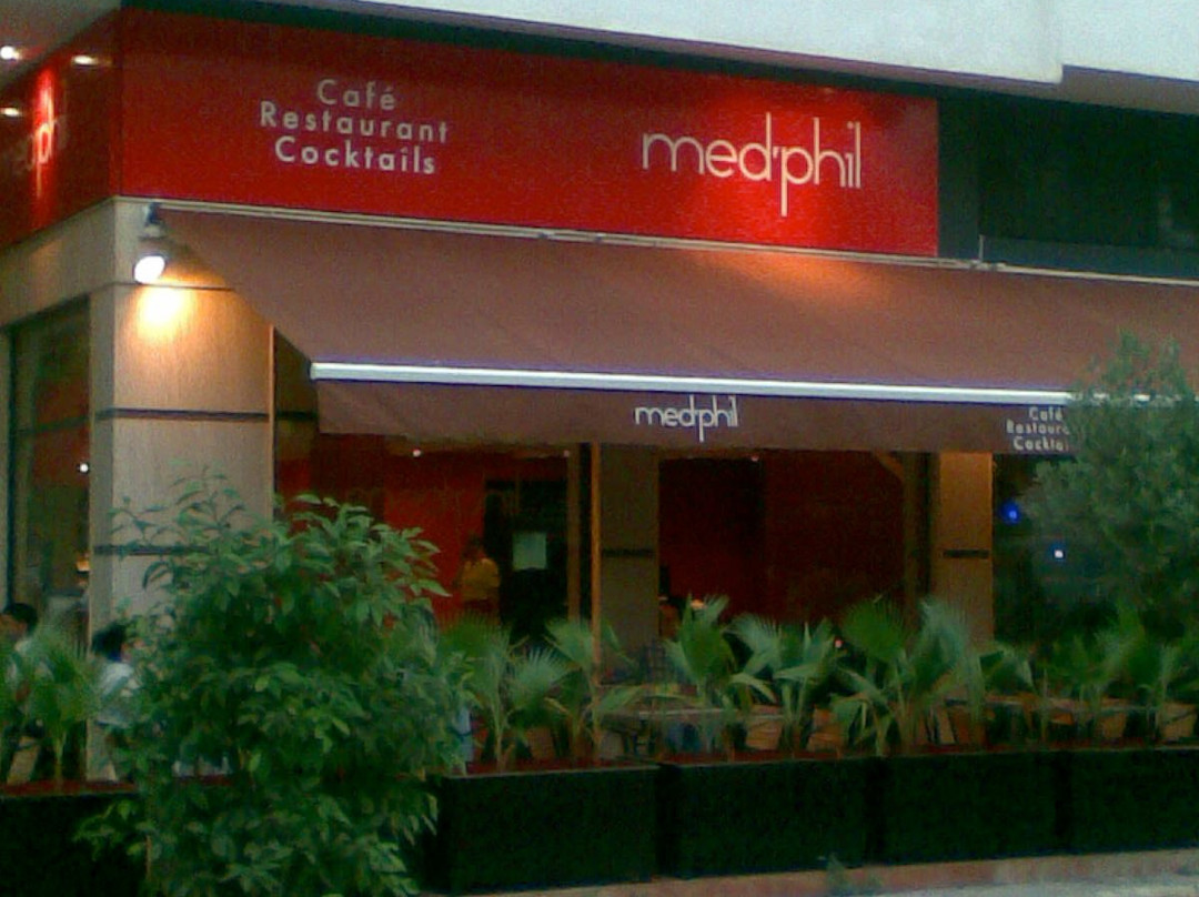 Med'phil café restaurant