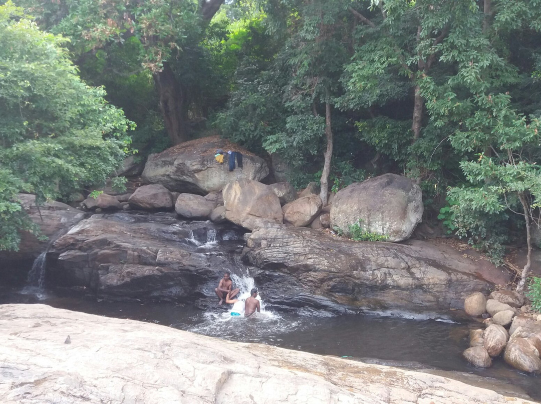 Kumbakkarai Falls-Theni必去景点