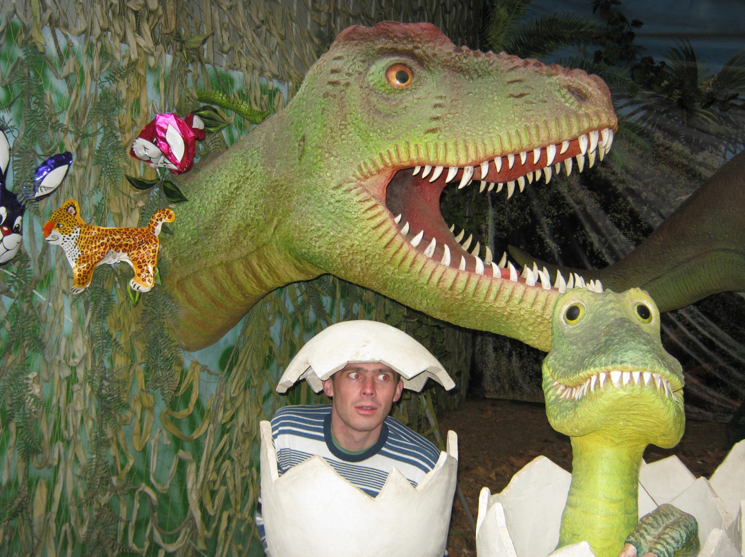 Exposition of Dinosaurs-阿卢什塔必去景点
