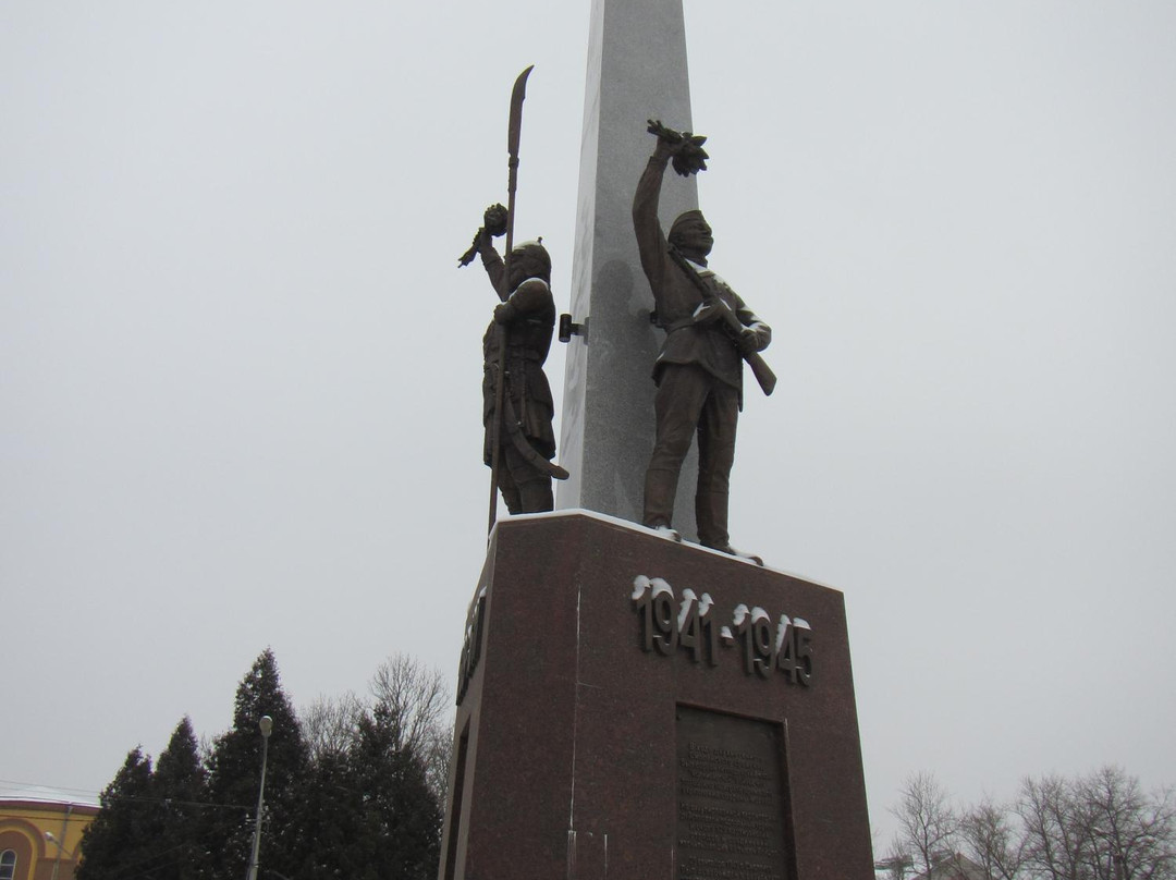 Monument to the Defenders and Liberators of Smolensk-Smolensk必去景点