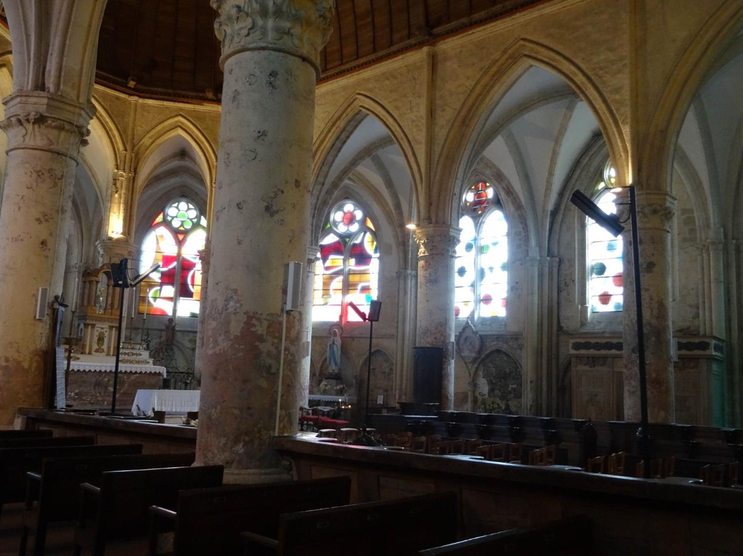 Eglise Saint Pierre et Saint Paul景点图片