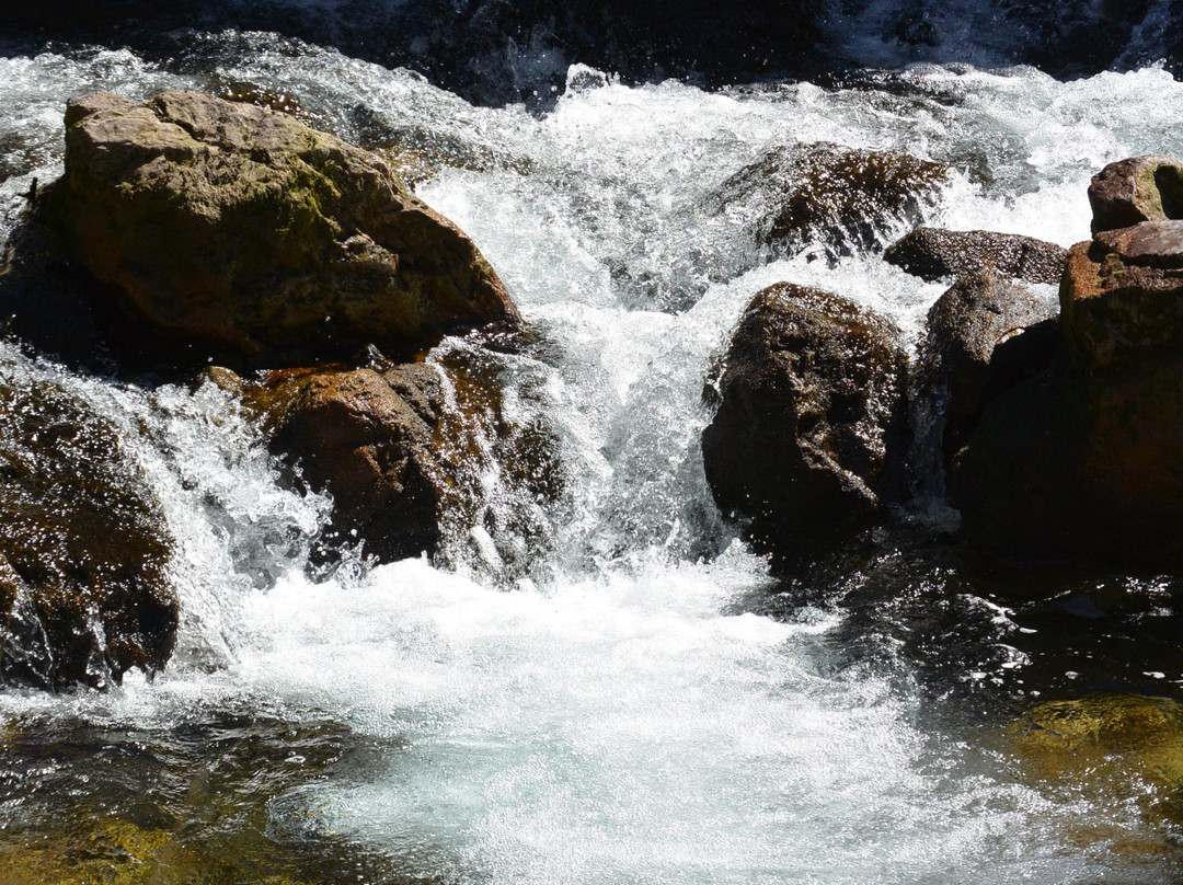 World's Largest Intermittent Spring-Afton必去景点