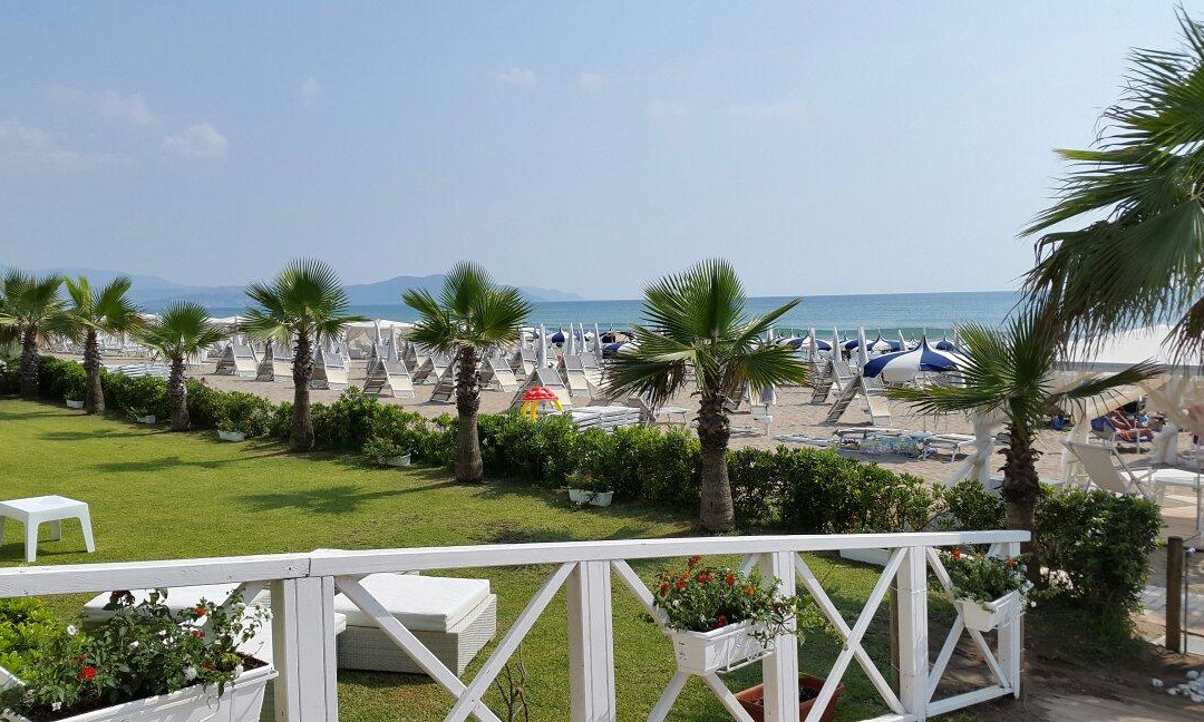 Lido Mediterraneo Beach景点图片