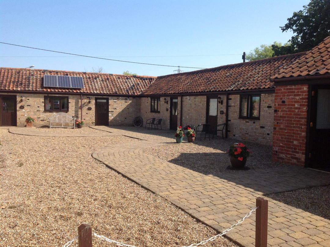 劳伦农庄庭院酒店主图