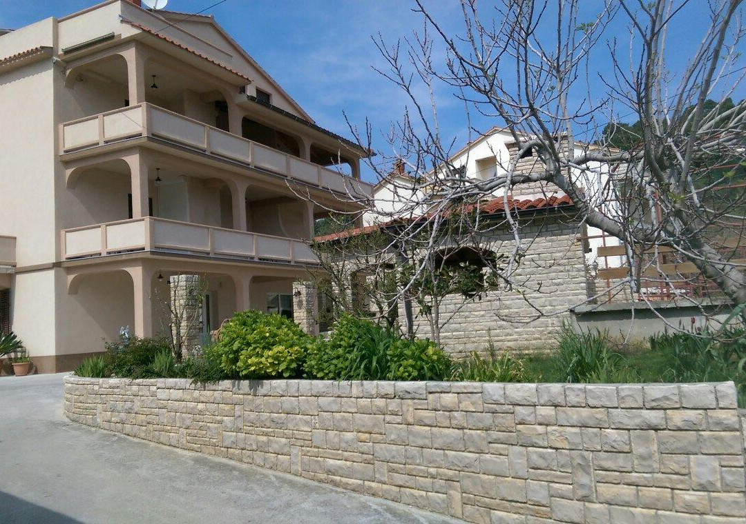 Apartments & Rooms Zorica