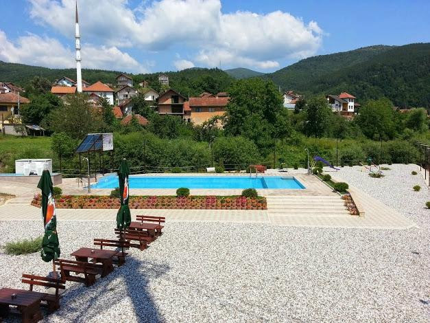 Foca酒店住宿-Pansion Basa