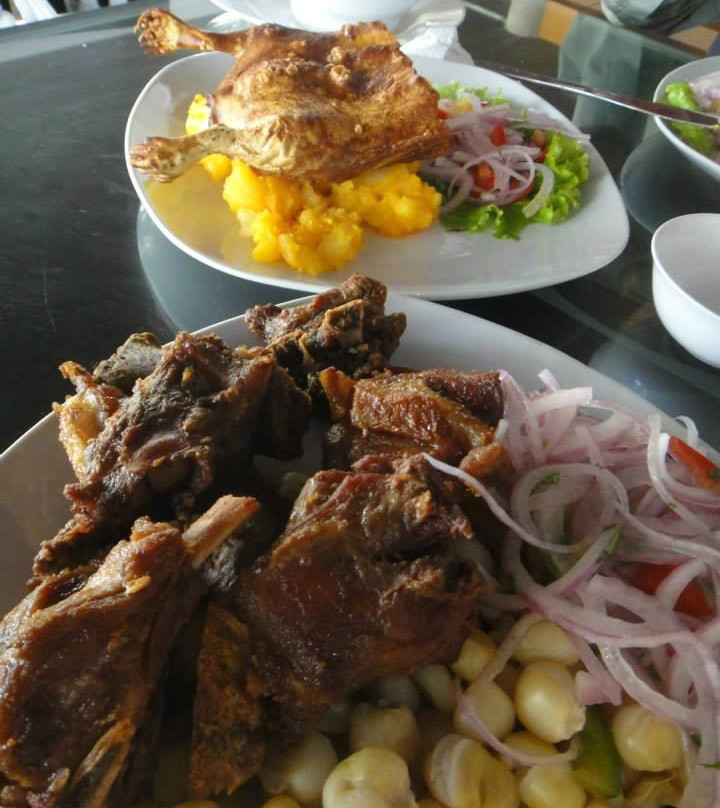 La Victoria餐馆和美食-Chicharroneria  DChota