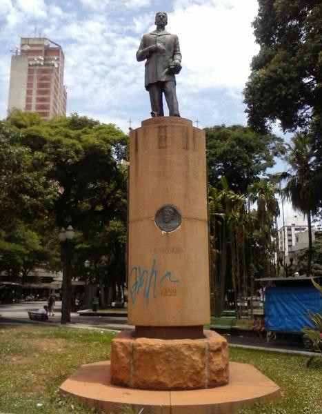 Praca Jose Bonifacio景点图片