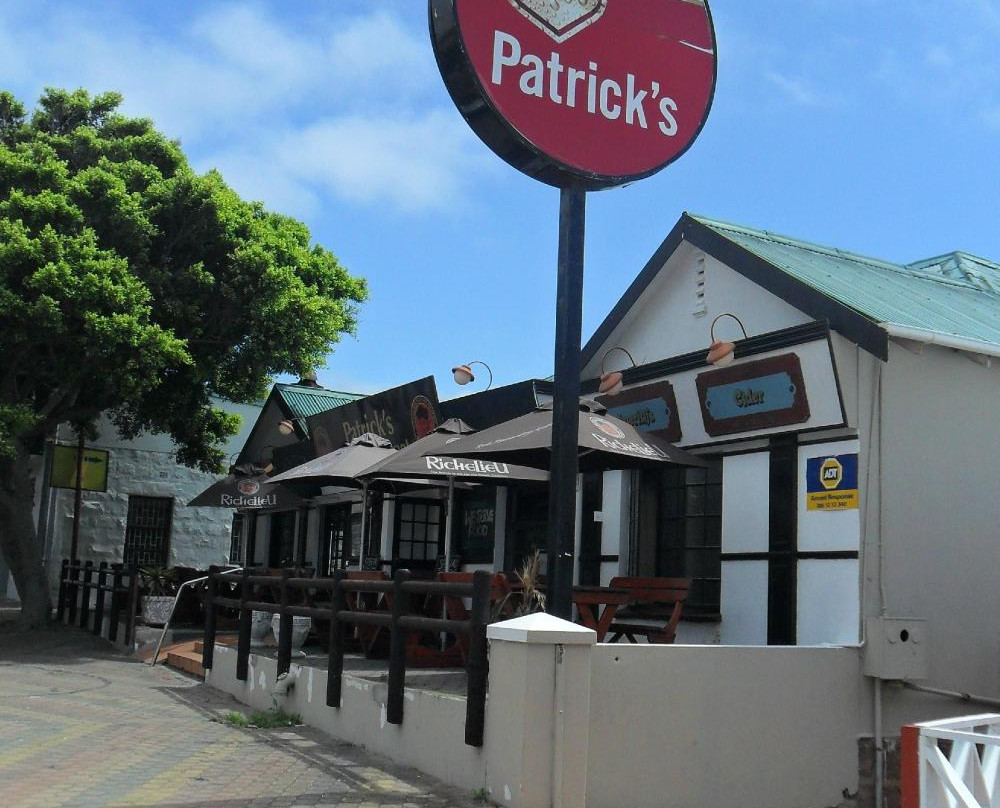 Patricks Restaurant & Bar