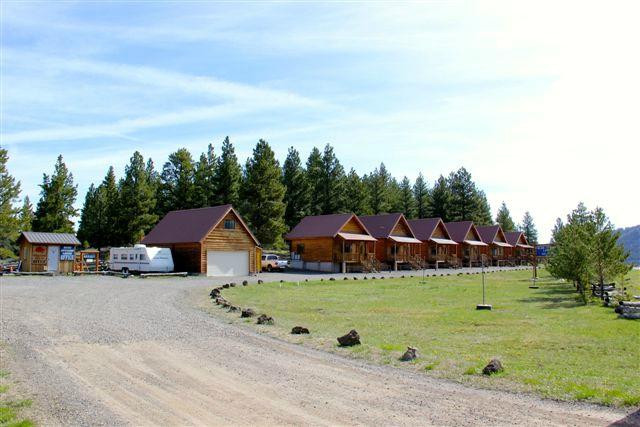 Blue Springs Lodge