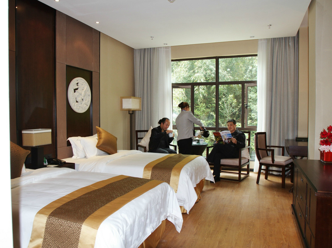 努类吉海度假庄园主图