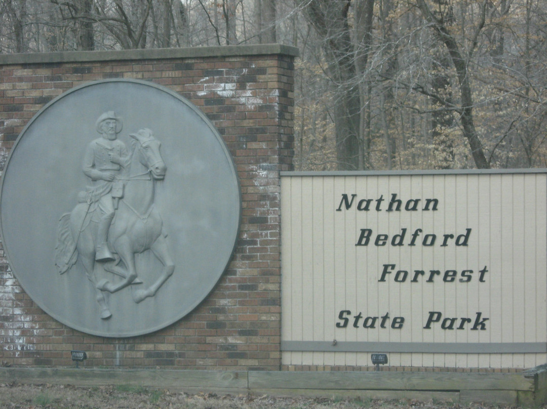 Nathan Bedford Forrest State Park-Eva必去景点