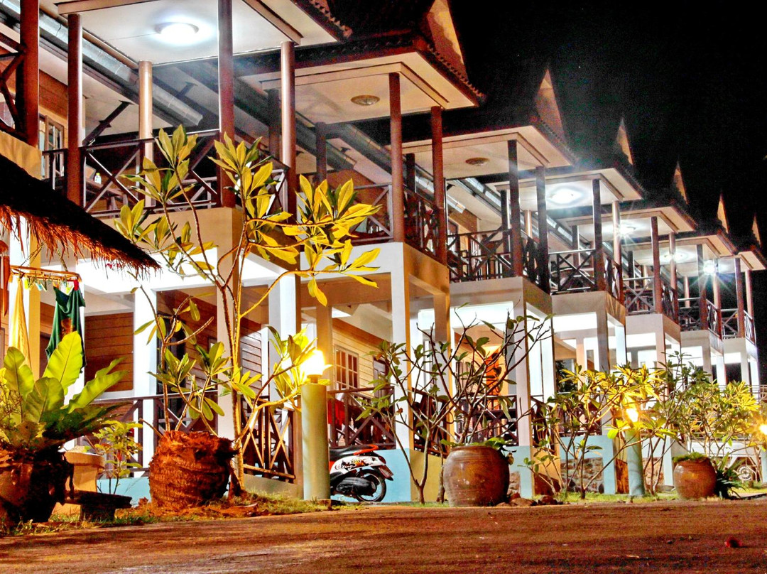 Ban Khlong Son酒店住宿-班蒲度假村