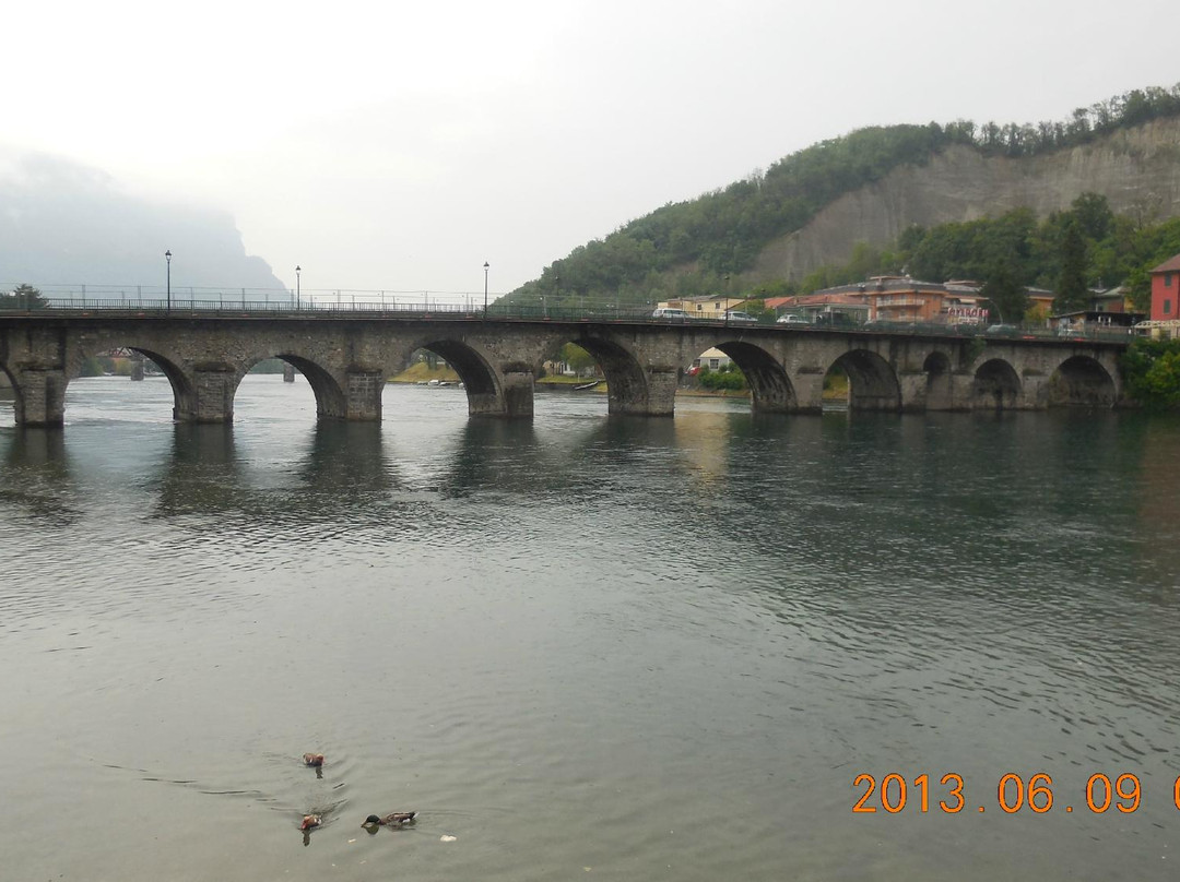 Ponte vecchio - Ponte Azzone Visconti-莱科必去景点