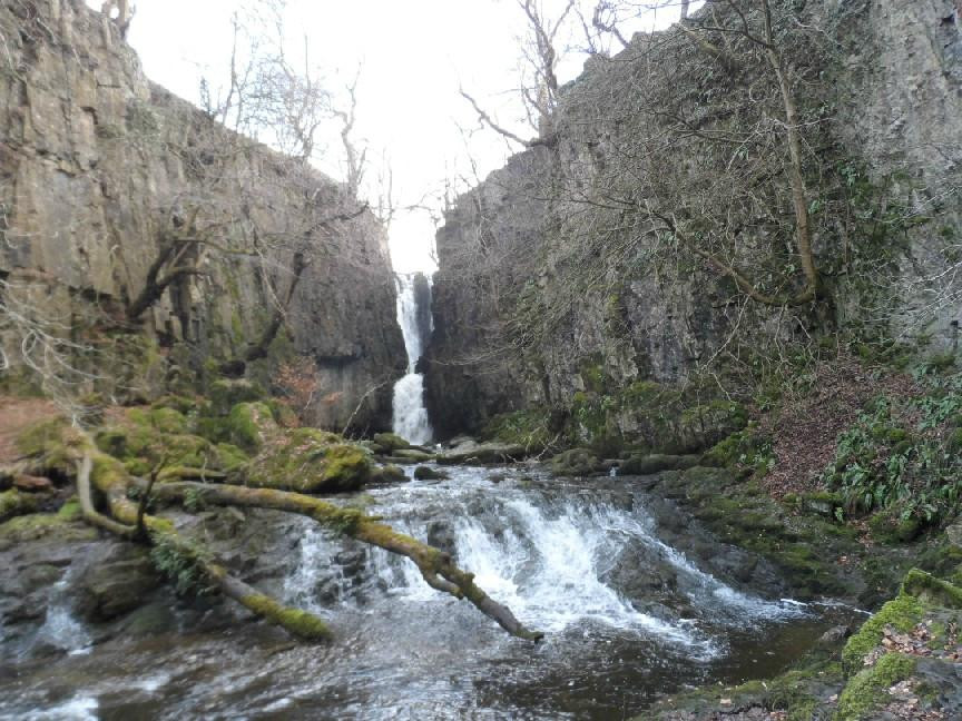 Catrigg Force Waterfall景点图片