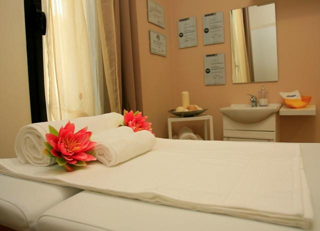 Crystal Beauty Estetica & Benessere - Saleterapia-Gallarate必去景点