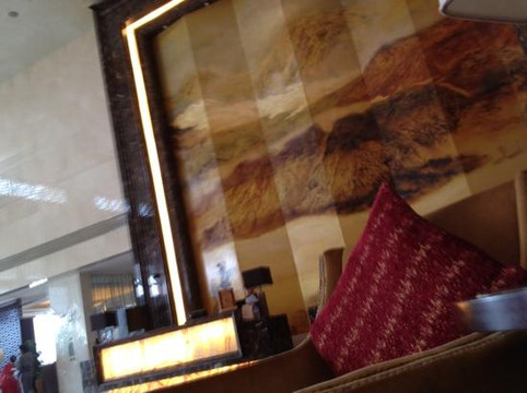 宜昌富力皇冠假日酒店(三峡游客中心伍家岗万达广场店)主图