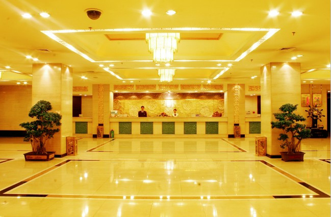 华辰国际大酒店主图