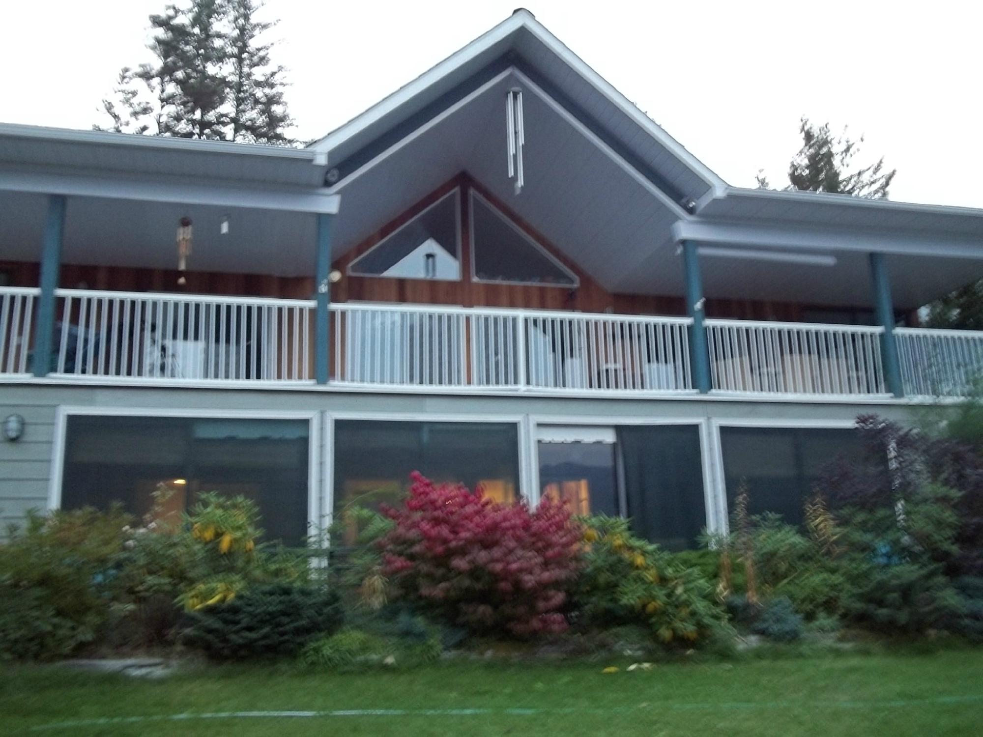 Water's Edge Bed and Breakfast-浴室