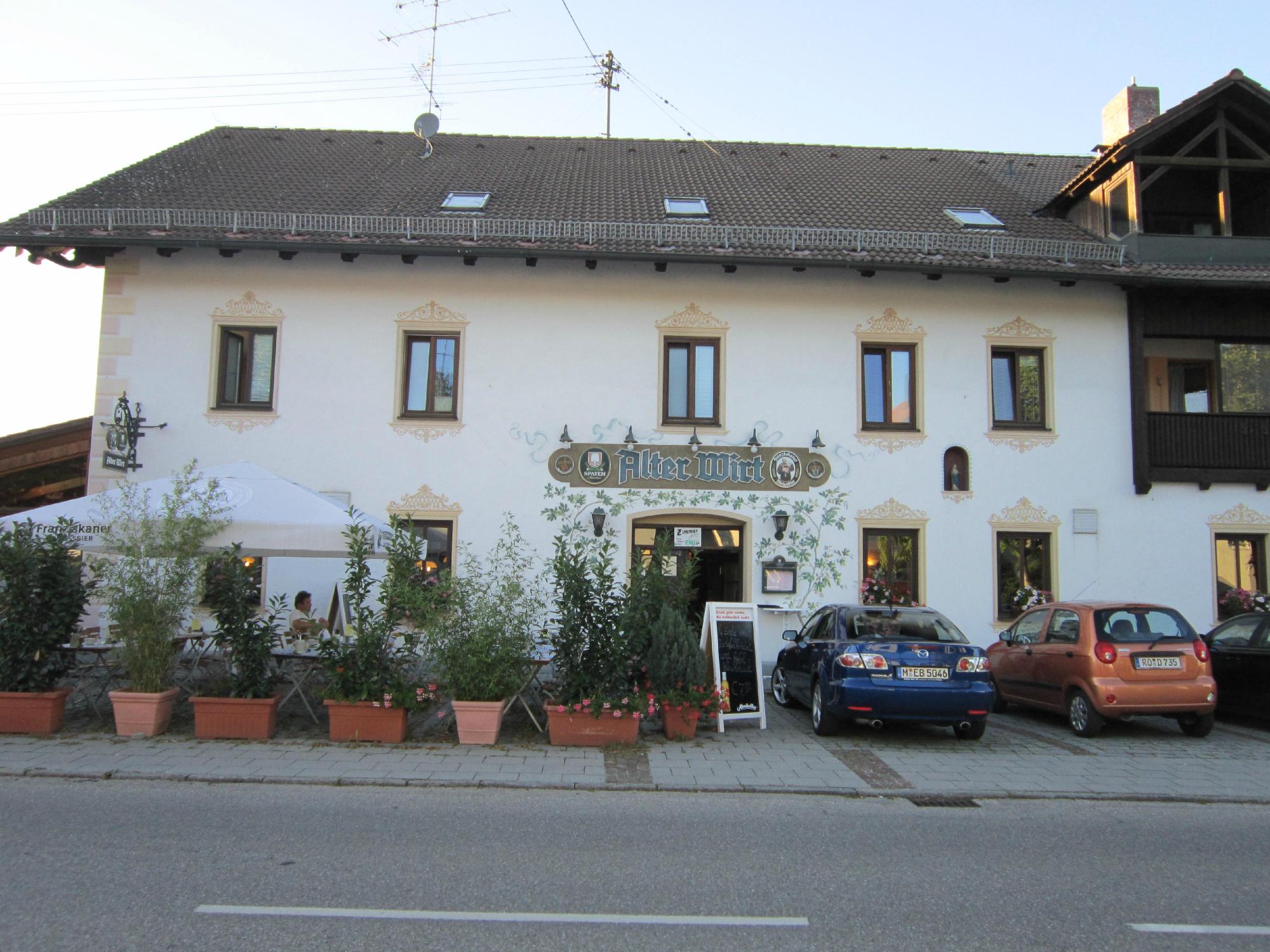 Alter Wirt Putzbrunn-餐饮