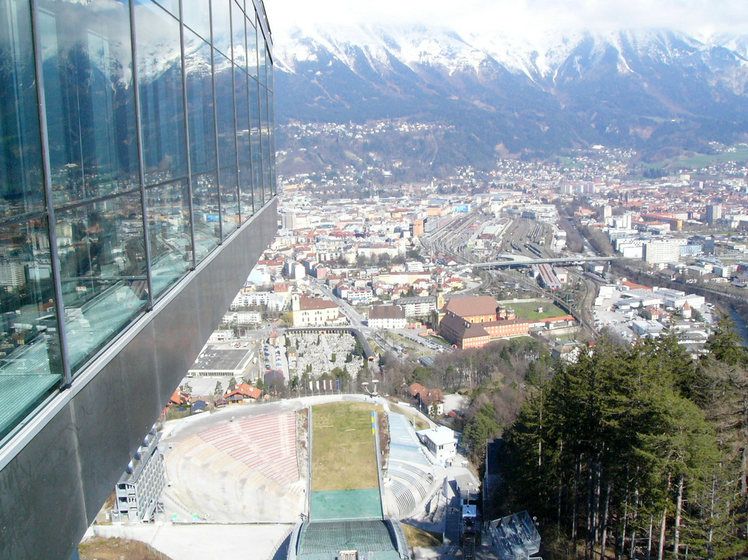 伯吉瑟尔滑雪台-茵斯布鲁克必去景点