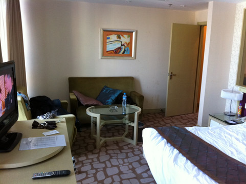 艾丽华酒店及服务公寓主图