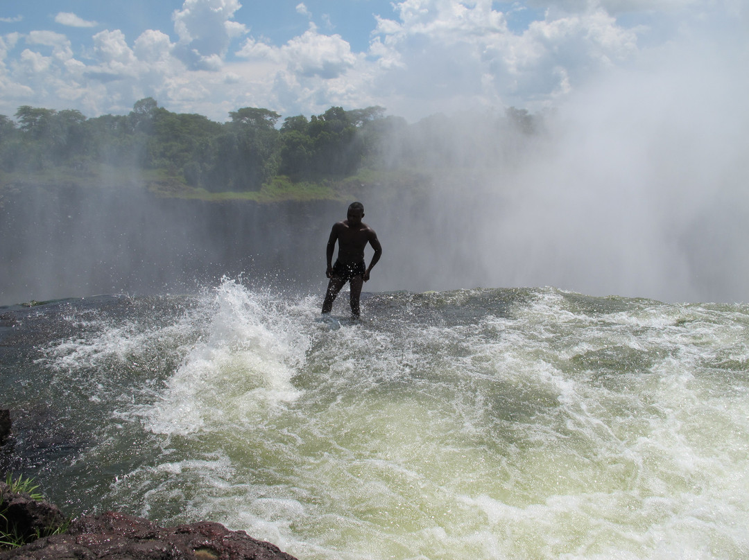 Devil's Pool-李文斯顿必去景点