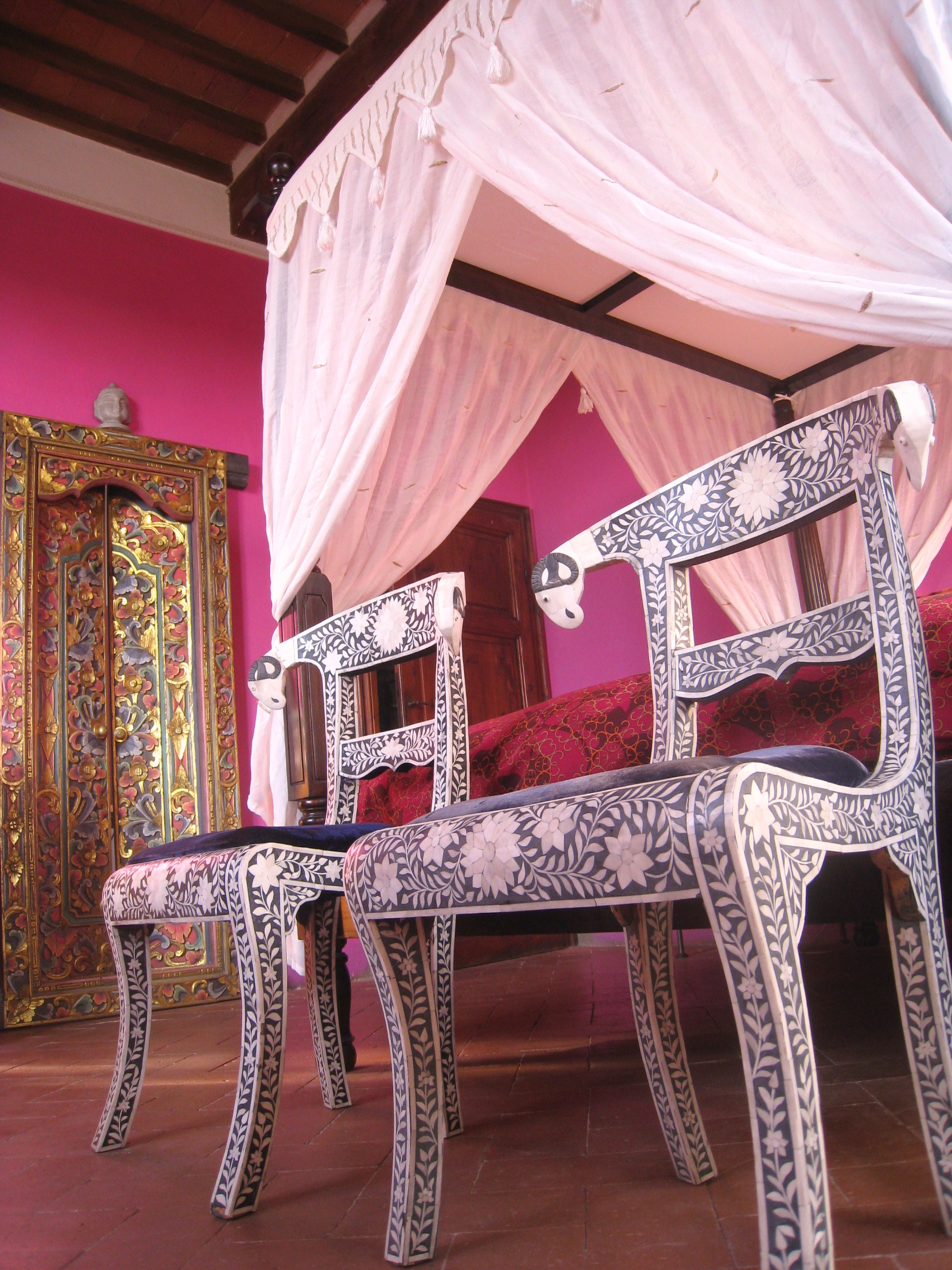 B&B Burleo-官方