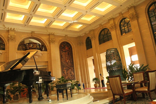 宝宏大酒店主图