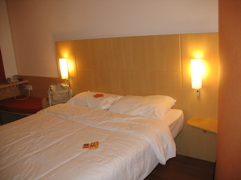 哈尔滨中央大街索菲亚美居酒店主图